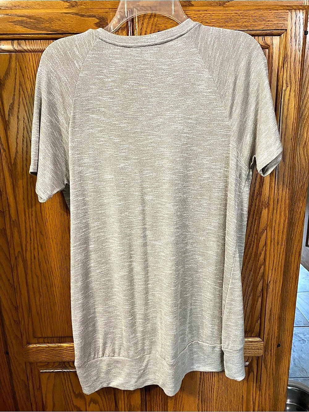 Juicy Couture Short Sleeve Tunic Top in Gray Size XL Like New - Picture 2 of 3